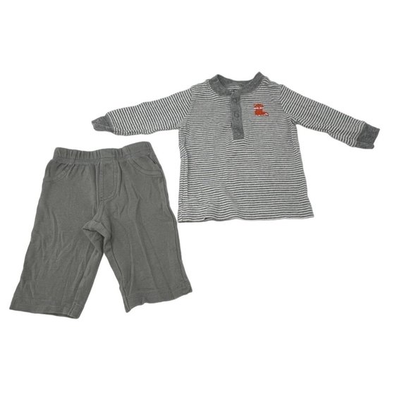 2‎ Baby Outfits - Sweatpants, Grey Pants, Body Suit & Shirt - Size - 3 Month - Picture 4 of 7